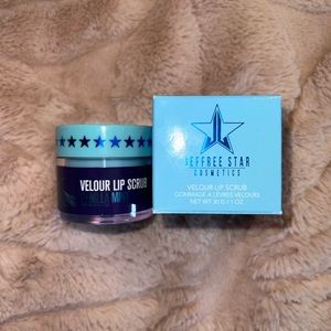 Jeffree Star Vanilla Mint Velour Lip Scrub